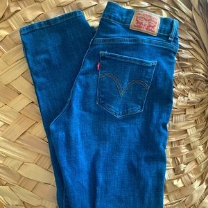 Levi’s Classic Straight Jeans